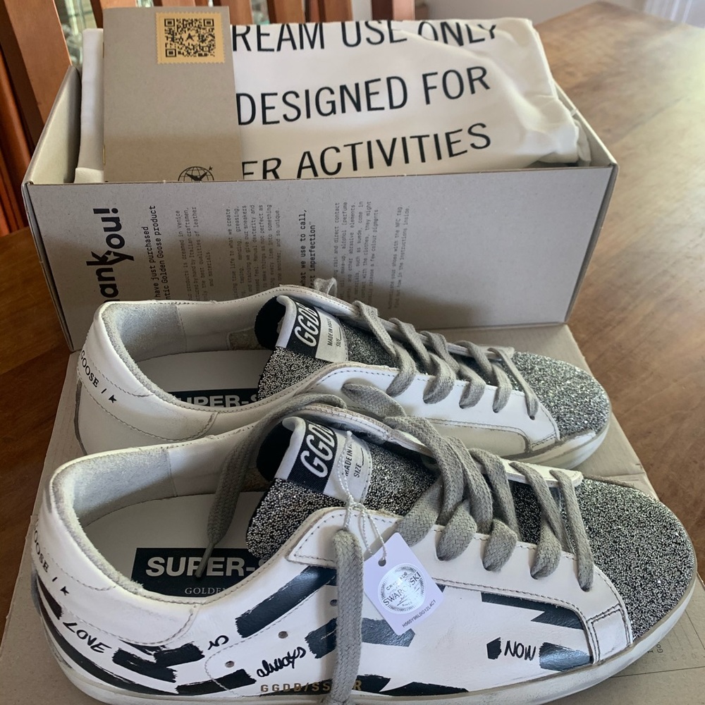Golden Goose Superstar made with Swarovski Crystals NWT never worn size 38 (8)